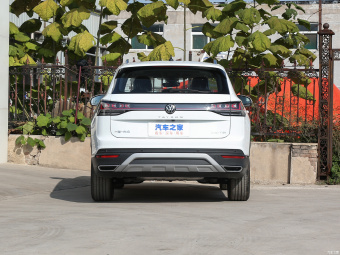 VW Tayron Deluxe Plus Advanced 330TSI